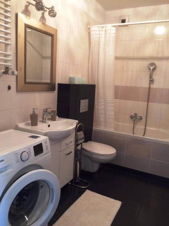 Апартаменты Apartament "Cleopatra 3" Z Miejscem Parkingowym, Faktury Vat Кельце Экстерьер фото